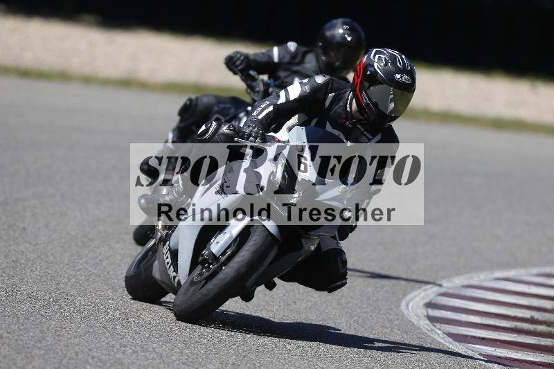 /15 22.05.2026  Plüss Moto Sport  Discover the Bike ADR /Gruppe gruen - Bike 1/6